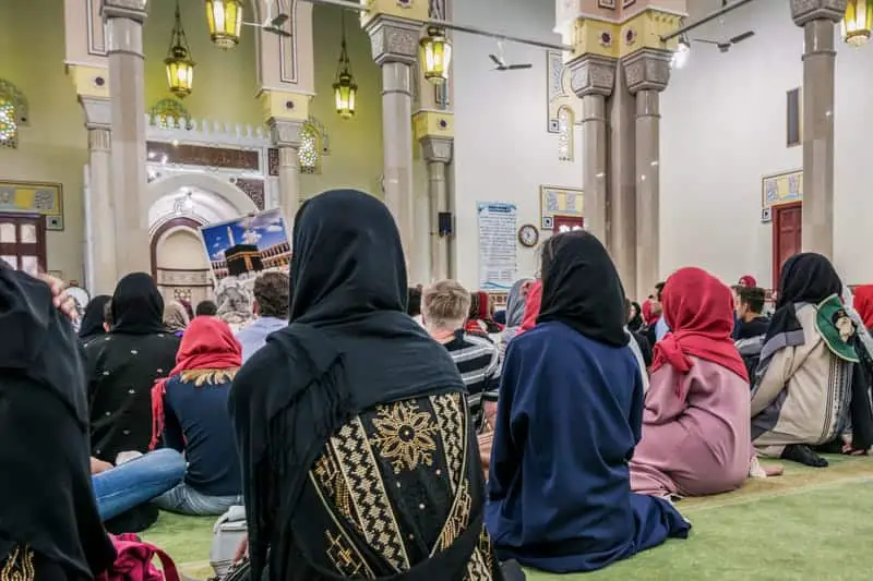 Sheikh Mohammed Centre for Cultural Understanding, Jumeirah Mosque Tour