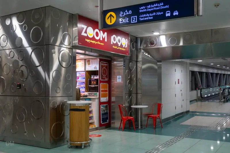 Zoom convenience store at Financial Centre Metro Station