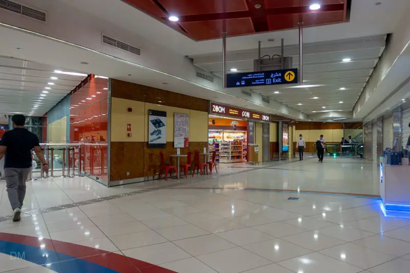 Zoom convenience store at Sharaf DG Metro Station