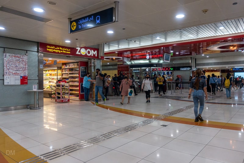 Zoom convenience store on station concourse.