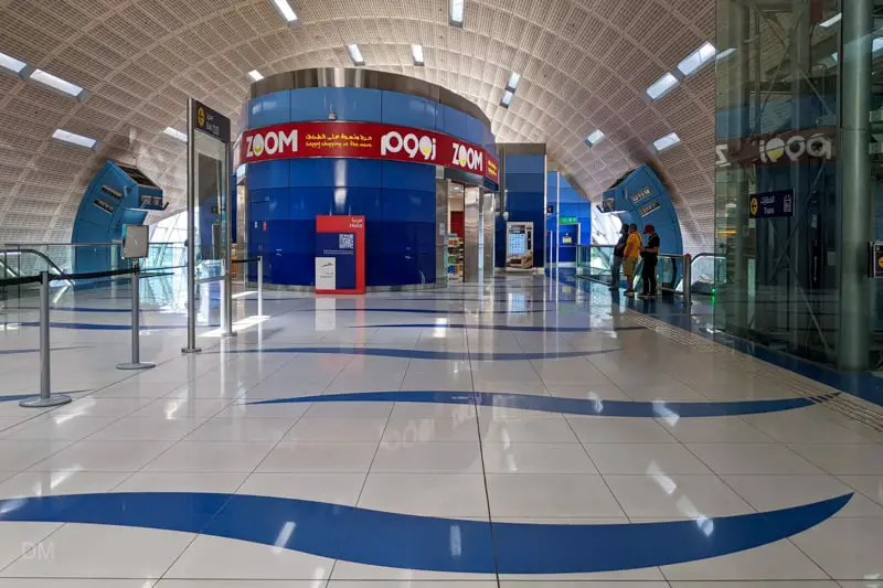 Zoom convenience store at UAE Exchange Metro Station