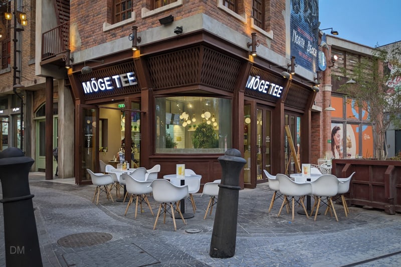 Moge Tee at La Mer